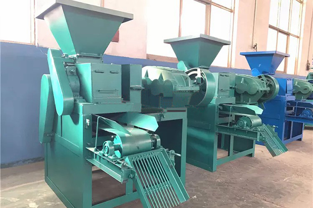 Dry Powder Briquetting Machine